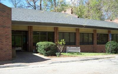 Front entrance to the one story brick Student Health Center